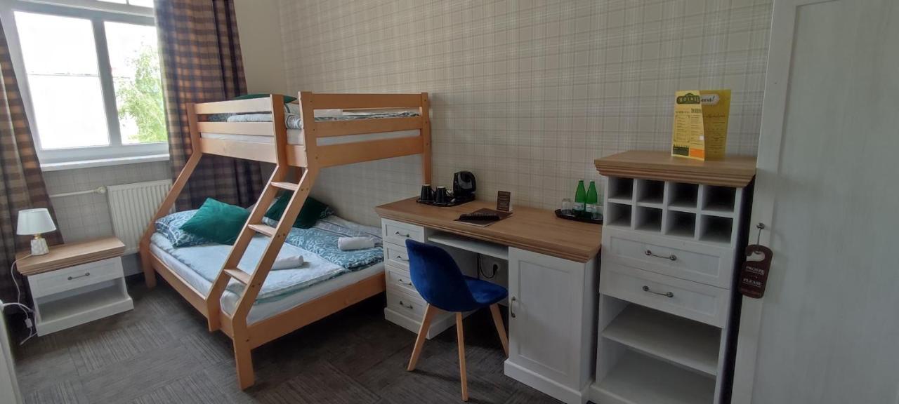 Hostel Night O'Clock Ополе Екстериор снимка