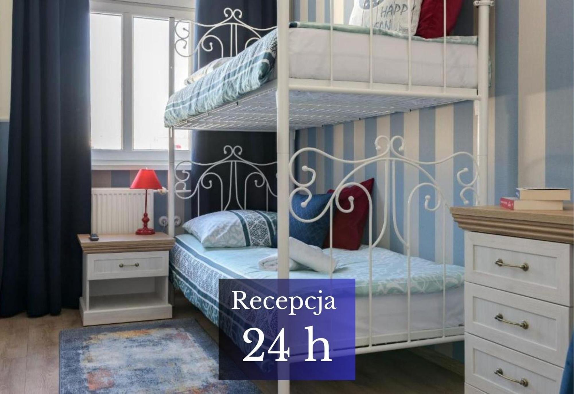 Hostel Night O'Clock Ополе Екстериор снимка